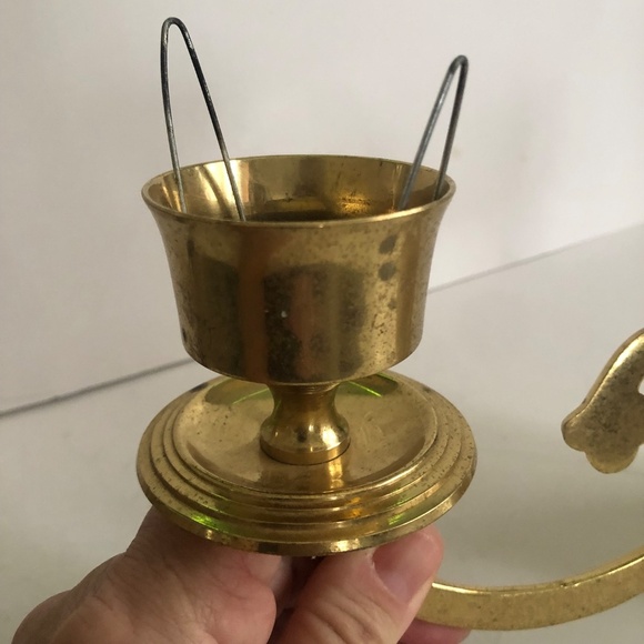 Vintage Brass Sconce with candlestick holder. Ornate Victorian like home decor - Picture 9 of 11